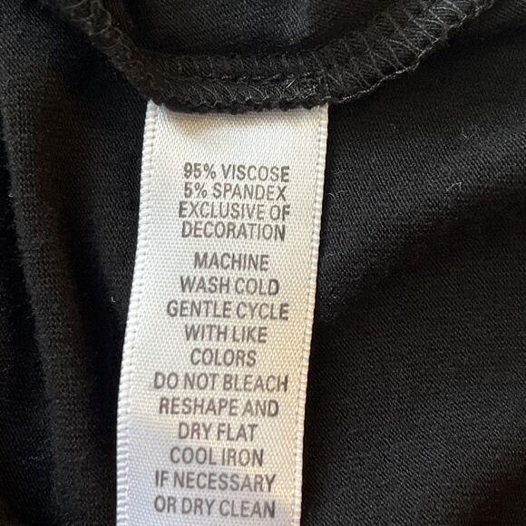 JW Women's Black Tank Top Ruffled Scoop Neck Size Small - Picture 8 of 8